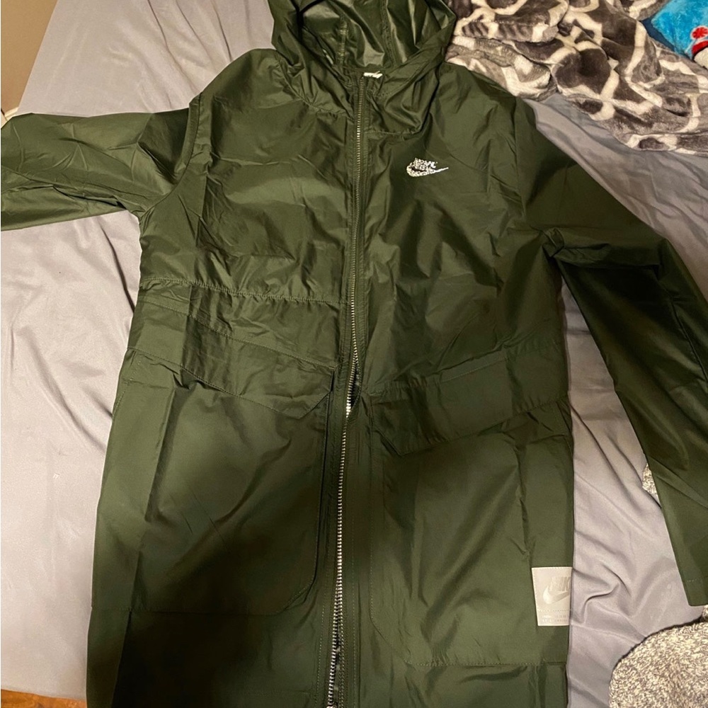 NIKE BOYS WINDBREAKER